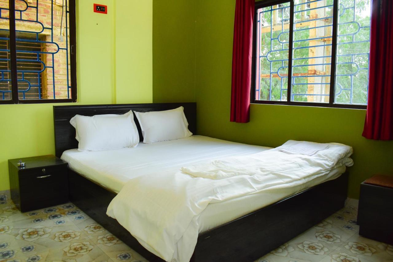 Royal Palace Hotel Bolpur Buitenkant foto